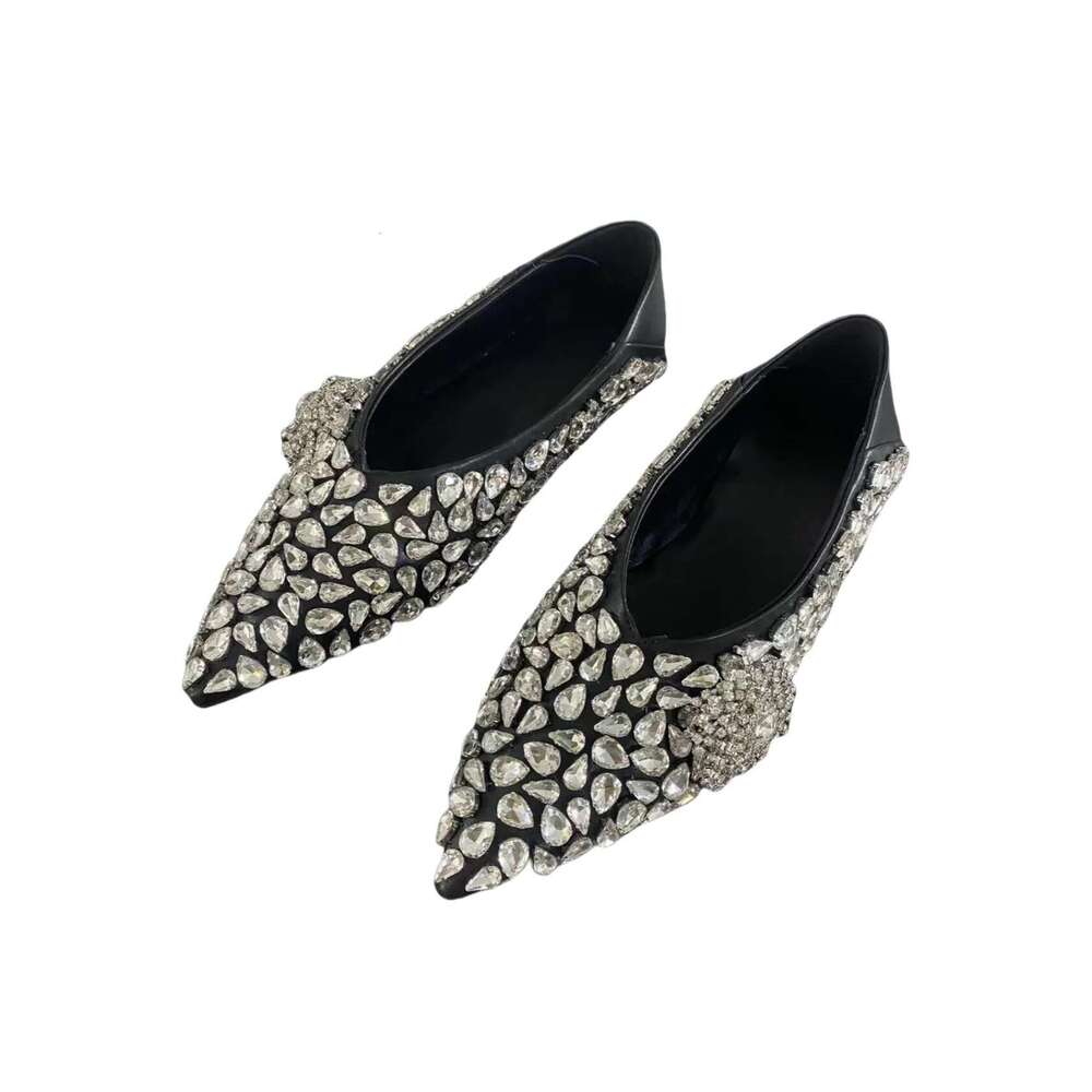 Luxurious Rhinestone Pointed Toe Shallow Slip on Loafers Lightweight and Comfortable Flats Women Casual Shoes