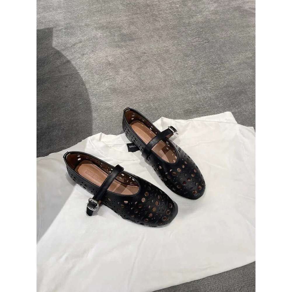 High Quality Round Toe Flat Ballet Women Air Mesh Hollow Outs Loafers Buckle Strap Casual Shoes