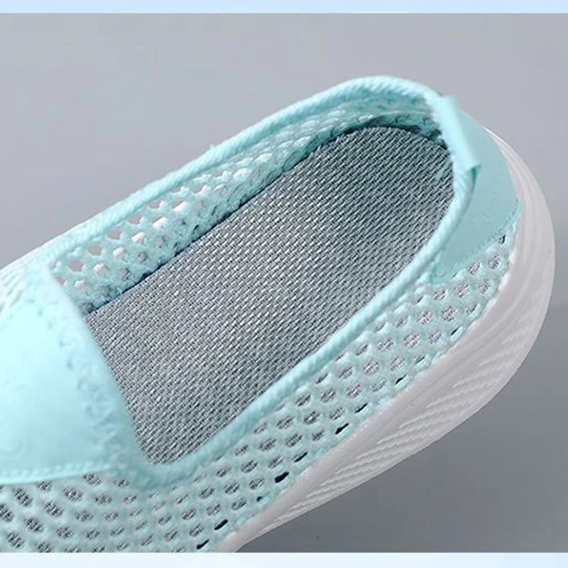 Lightweight womens shoes summer breathable thin mesh casual shoes soft soled sports shoes beach stream tracking shoes 250430