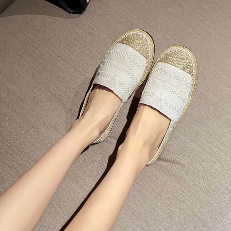 Brand Fashion Canvas Color Matching Flat Breathable Casual Women Slip On Shoes Comfortable Slipper