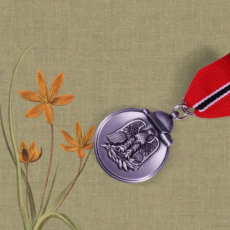 Winterschlacht Im Osten 1941&42 Medal Value Badge Vintage German Brooch Accessory