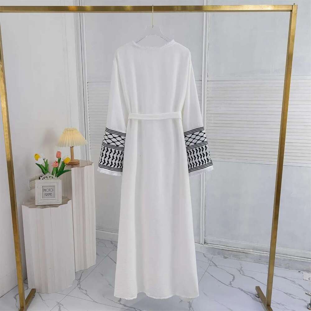 Open Front Abaya Muslim Long Sleeve Cardigan Abayas With Belt Maxi Dress Women's Clothing Tassel Embroidery Kaftan Women Jilbabs