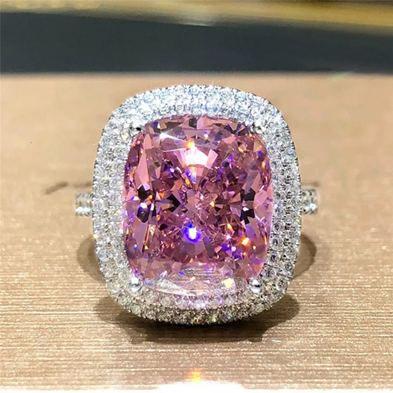 Huitan Personality Large Pink Cubic Zirconia Wedding Ring for Women Romantic Ceremony Party Fashion Jewelry 250428
