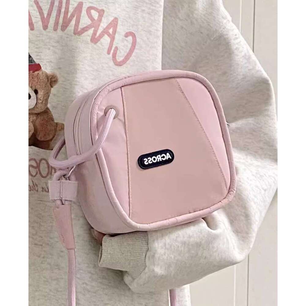 Cute stylish small square 2025 spring summer new collection, pink tender, niche bag, casual and versatile single shoulder crossbody bag