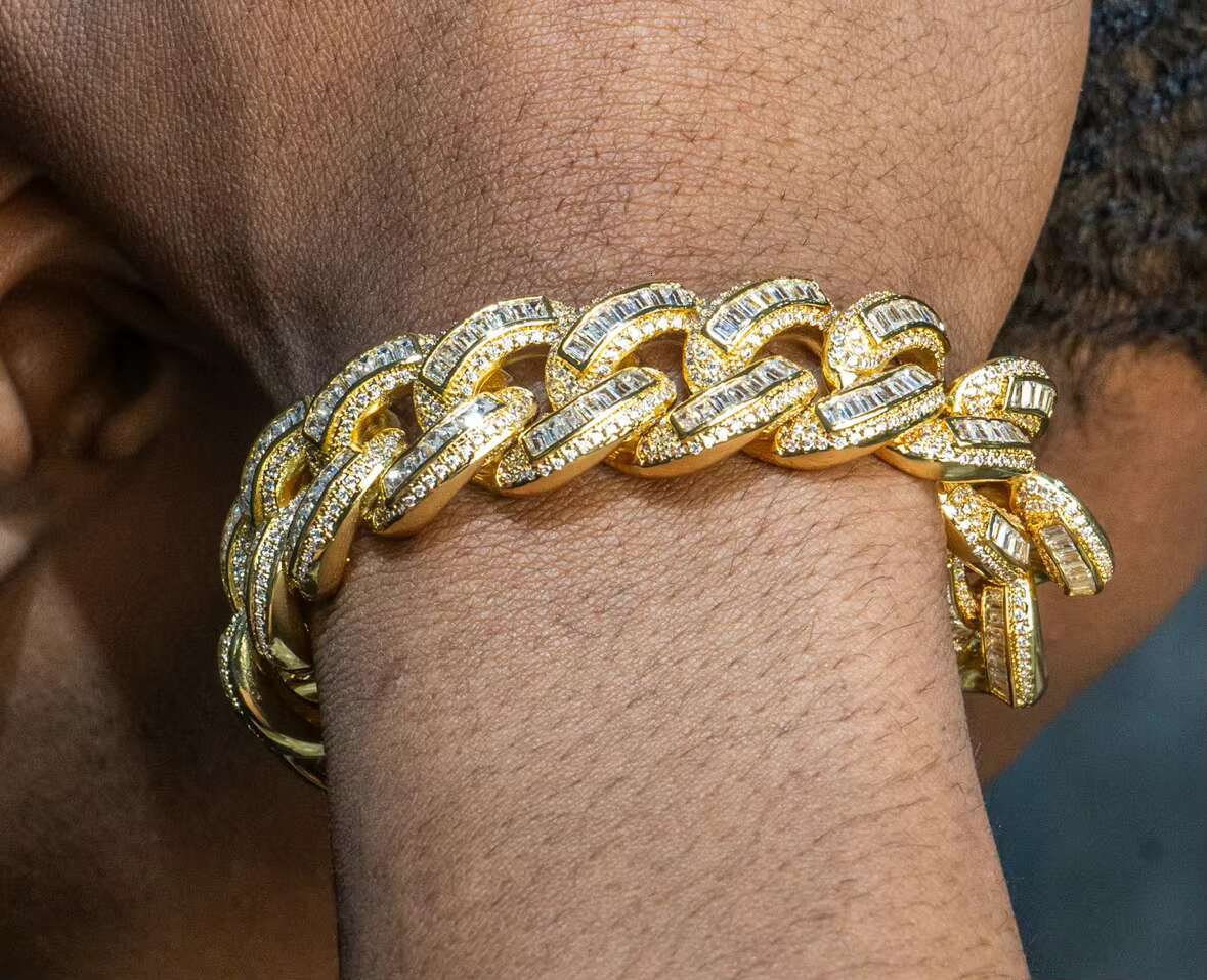 19MM Solid 925 Silver Hip Hop Cuban Link Chain Bracelet 18K Gold Plated with Studded VVS1 Moissanite Diamond Passes Tester