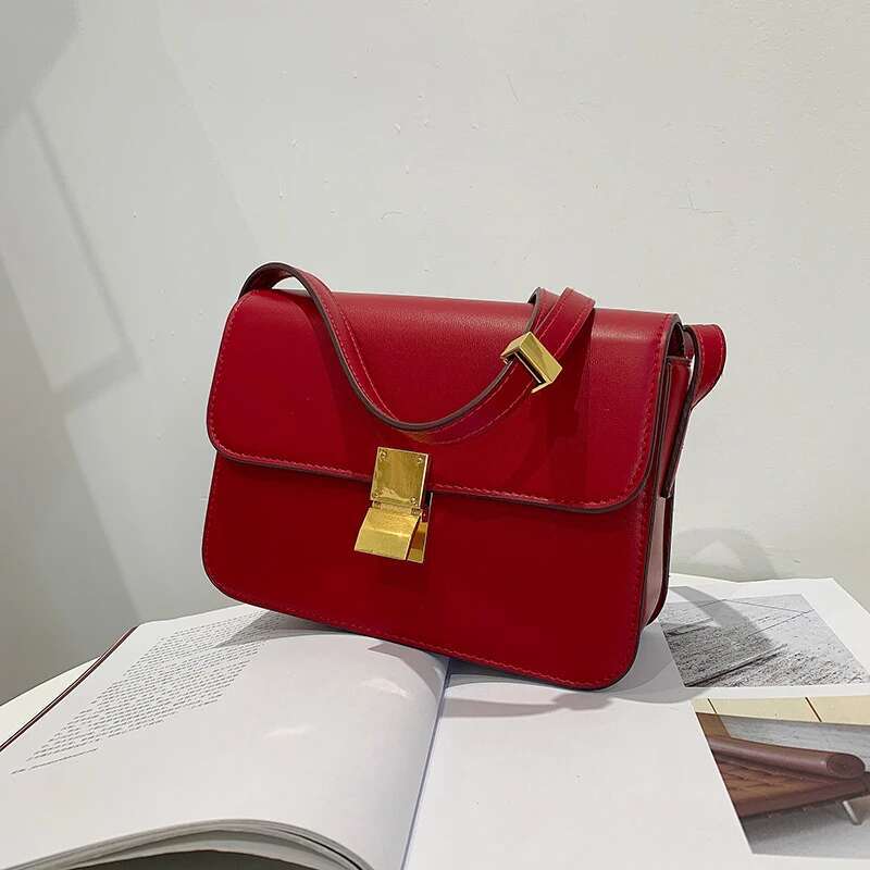 High-End Minimalist Leather Crossbody Purse Vintage Solid Color Handbag Gold Hardware Details For Elegant Daily Use