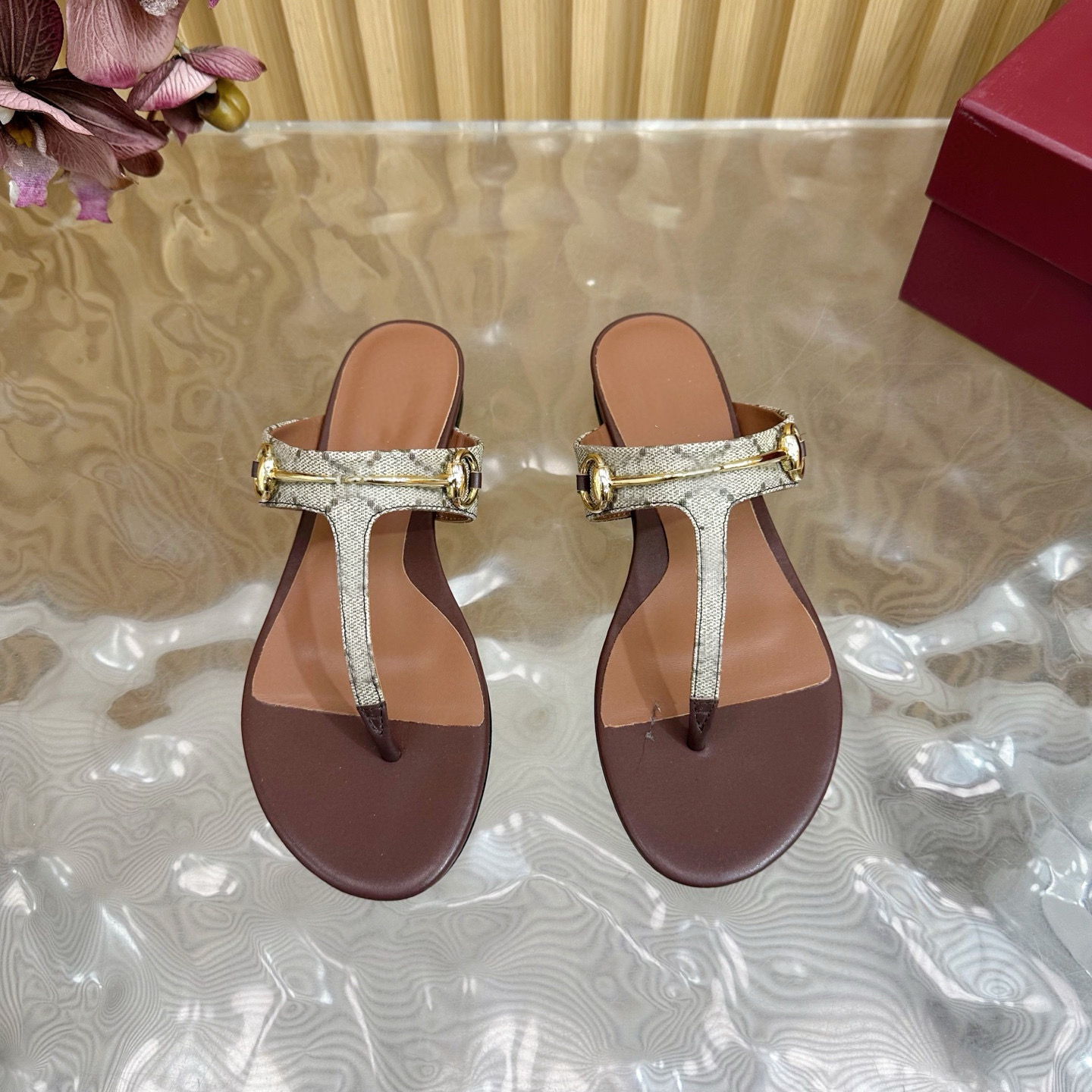 designer Shoes Summer Women Thong Sandal classics Interlocking G Casual Flat bottom Flip Flops slippers luxury canvas leather high-quality Beach slipper Size