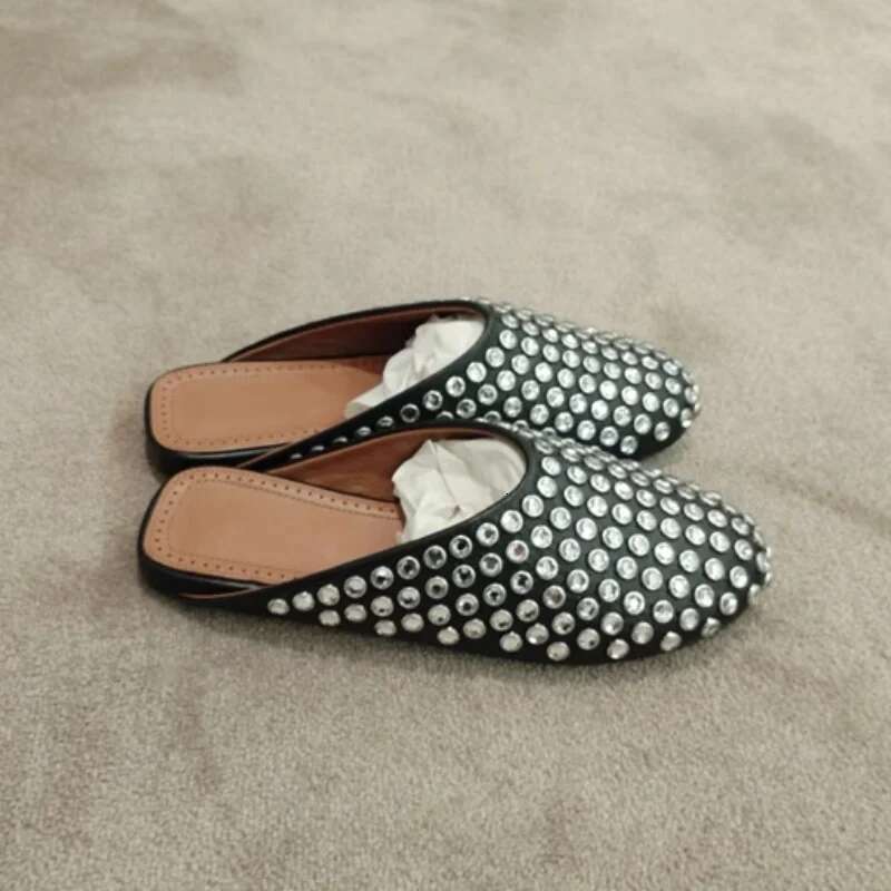 High Quality Women Fashionable Rhinestone Slippers Comfortable Closed Casual Outdoor Punk Flat Shoes Mules