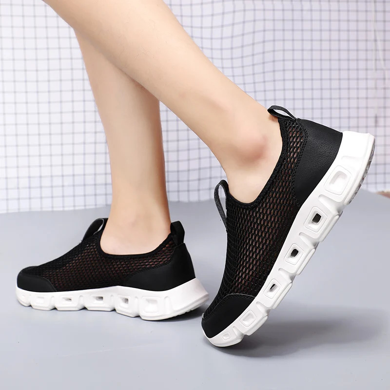 Mens Aqua shoes outdoor breathable beach shoes lightweight quick drying wet shoes sports water camping shoes size 48 250430