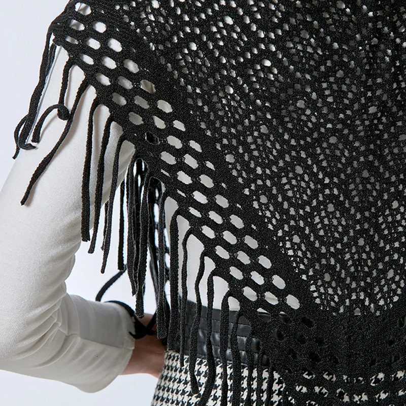 Plain Knitted Tassels Hollow Triangle Scarf Shawl Women Cotton Soft Wrap Ladies Air-conditioned Room Capa Simple Elegant Scarves 250430