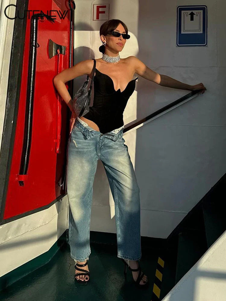 Cute Solid Trend Women Bodysuit Simple Strapless Chic Shape Low Neck Skinny Tank Tops Mujer Classic Wild Street Club Playsuit 250424