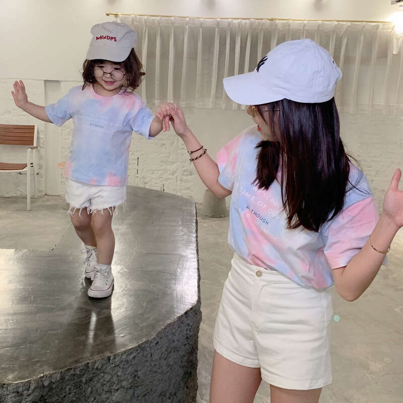 2025 Parent Child Summer Three Or Four Western Style Tie Dye Short Sleeved T-Shirt Different Fashionable Family Clothing