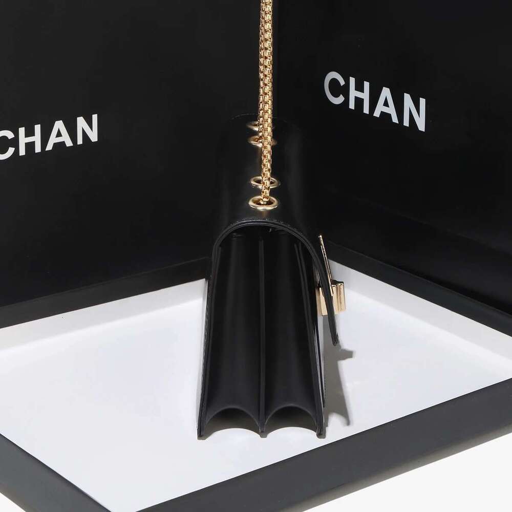 Belt Decoration Flip Cover Handbag Crossbody Bag