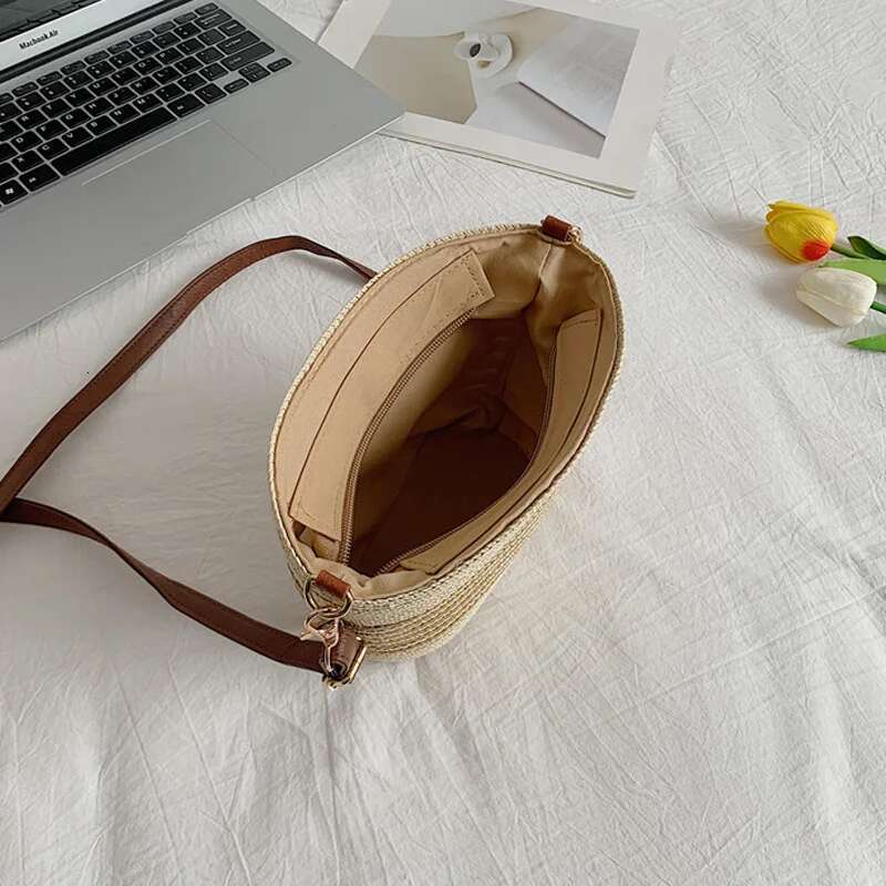 Women's Beach Art Weaving Handbag Small Fresh Shoulder Underarm Tote Striped Bucket Bag