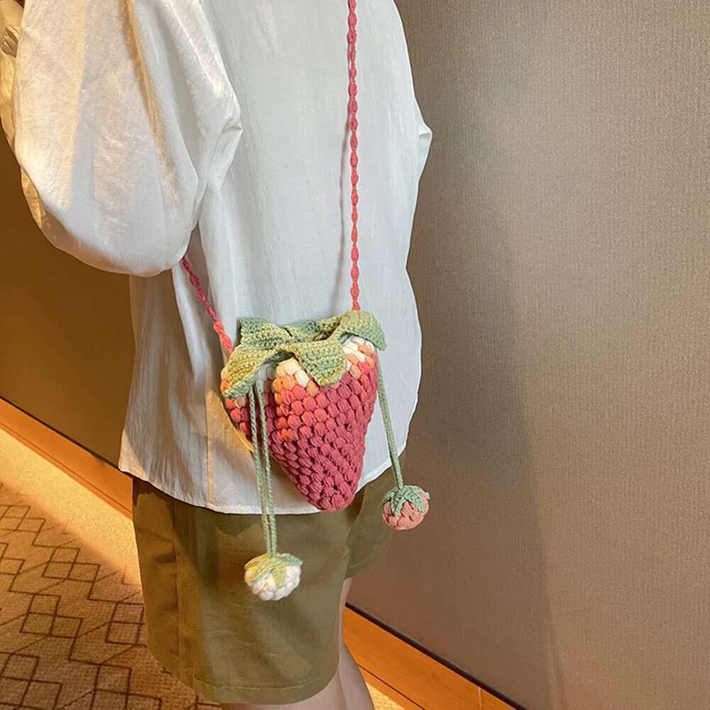 Novelty Handmade Strawberry Knitted Crossbody DIY Personalized Crochet Wool Small Satchel Bag Cartoon Cute Sling Purses