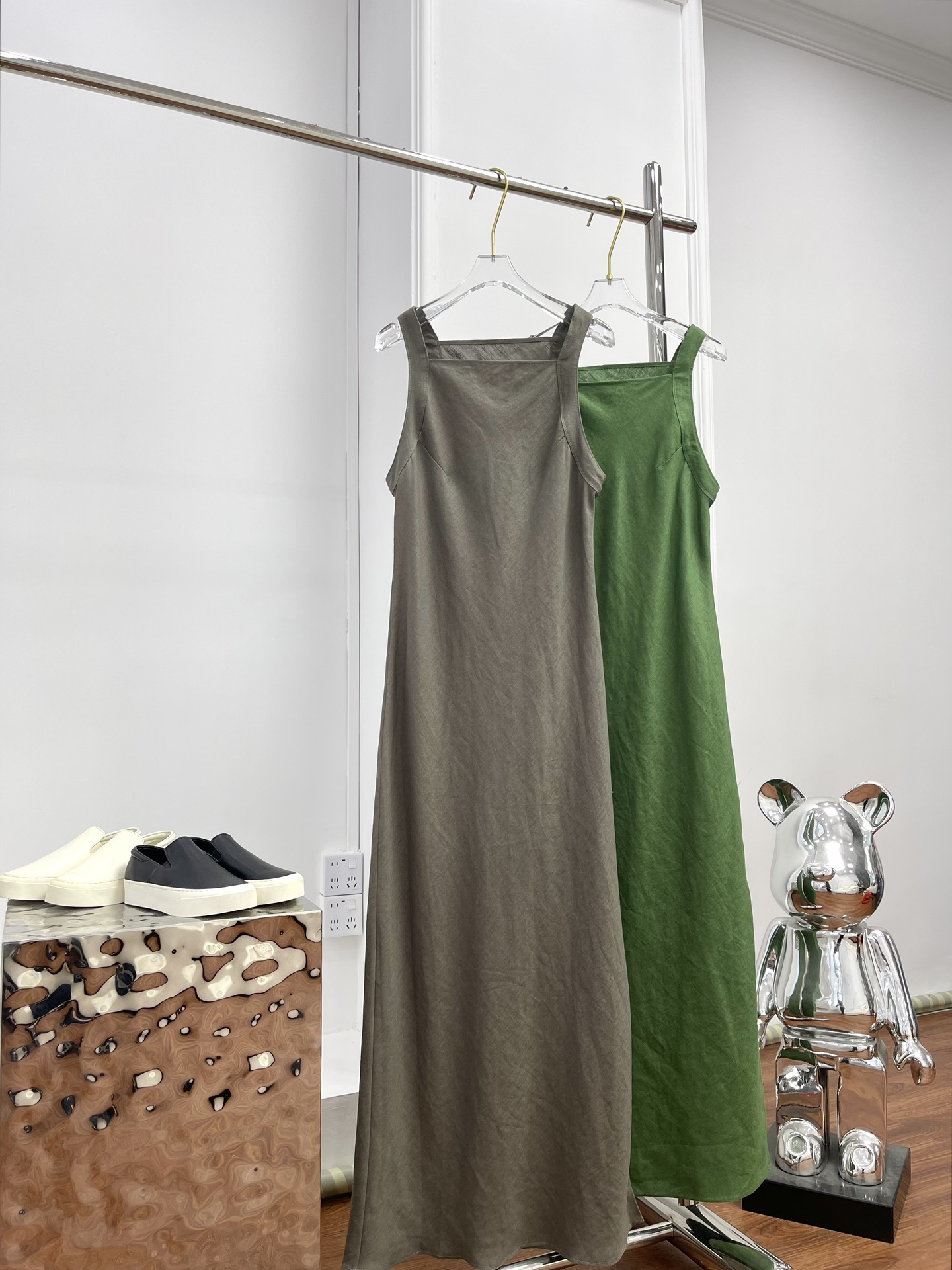 Linen strapless camisole long dress Paris 2025 dress Fashion Week Show Customized Fashion Tailored clothing womens Fashion Paris.M375