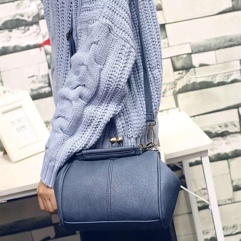 Vintage Shoulder Bags For Women Clip Handbag Totes Retro Pu Leather Crossbody Messenger Bag Lady Clutch