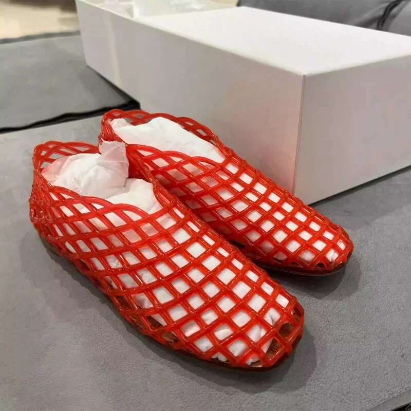 Fashion High Quality Transparent Mesh Hollow Beach Shoes Flat Round Jelly Sandals Flats Women