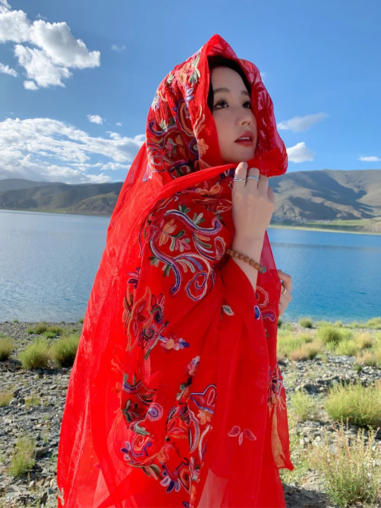 Summer Elegant Women Silk Scarf Beach Wrap Shawl Embroidered Floral Lady Sunscreen Bandana Hijab Mujer Bohemian Scarve Pareo 250430