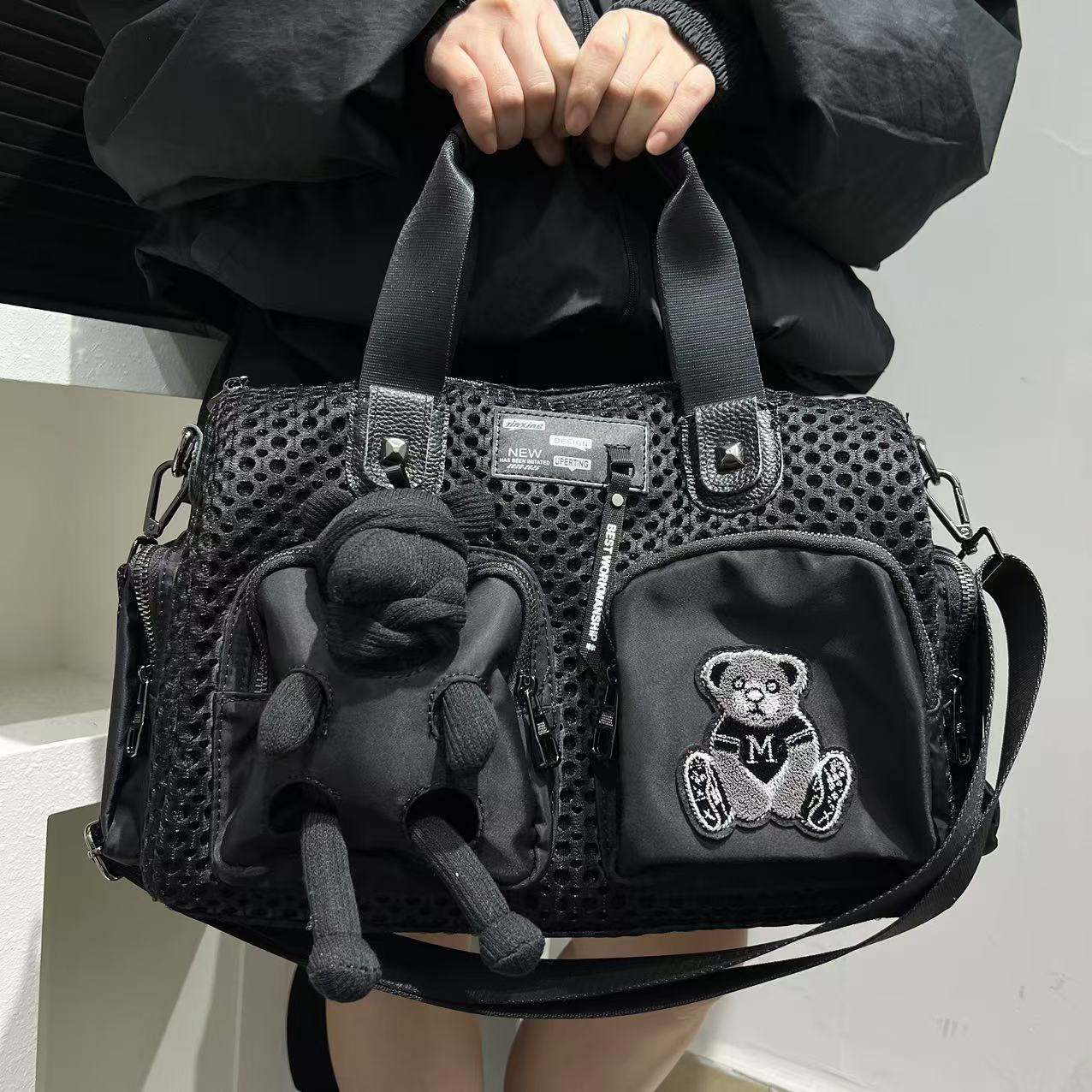 Ladies' fashionable teddy bear handbag with multiple pockets, patchwork fabric doll, single shoulder diagonal cross bag