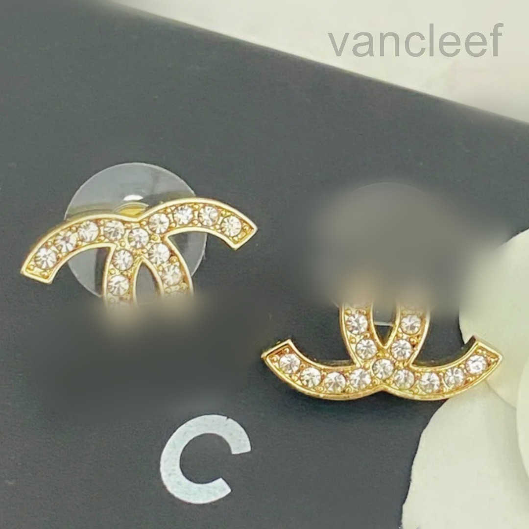 Silver earrings Stud Fashion stud earrings woman Luxury designer earring multi colors c letter jewelry women 18k diamond Wedding Gifts luxury jewelry