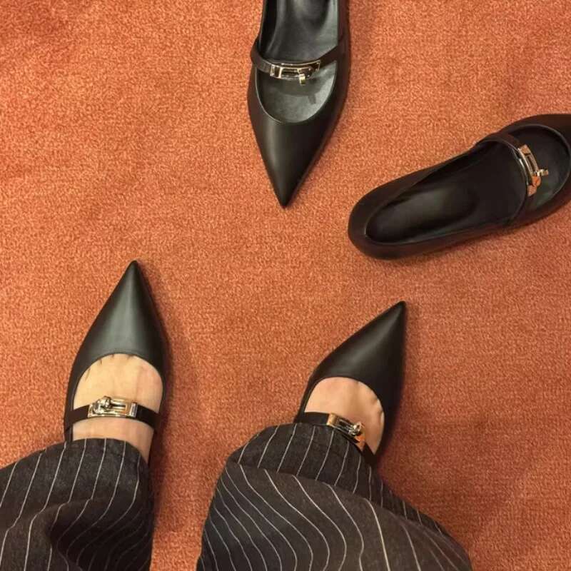 New Designer Fashion Party Low Heel Pointed Toe Pumps Lady Vintage Metal Buckle Women Shoes