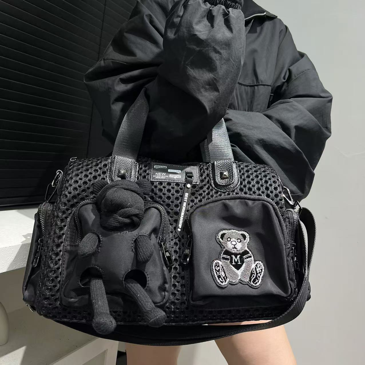Ladies' fashionable teddy bear handbag with multiple pockets, patchwork fabric doll, single shoulder diagonal cross bag