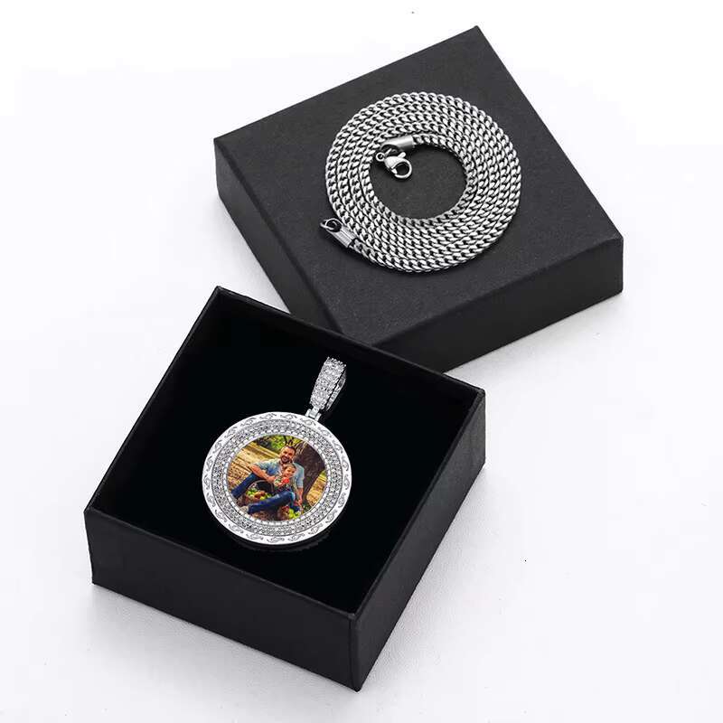 Wholesale Price 38mm 18K Gold Plated Brass CZ Diamond Iced Out Memory Locket Custom Photo Pendant