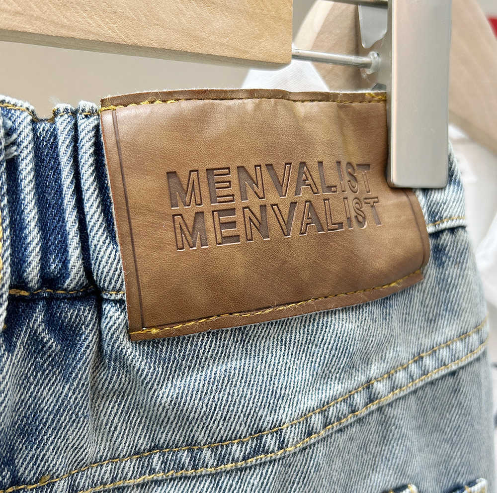 Boys Pants 2025 New Mid Size Childrens Spring and Autumn New Loose Jeans Boys Baby Childrens Personalized Jeans Y250430T3V5