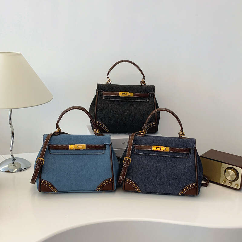 Color Blocking Hand-Held Kelly Women's New Texture Shoulder Bag, Fashionable Large Capacity Crossbody Bag