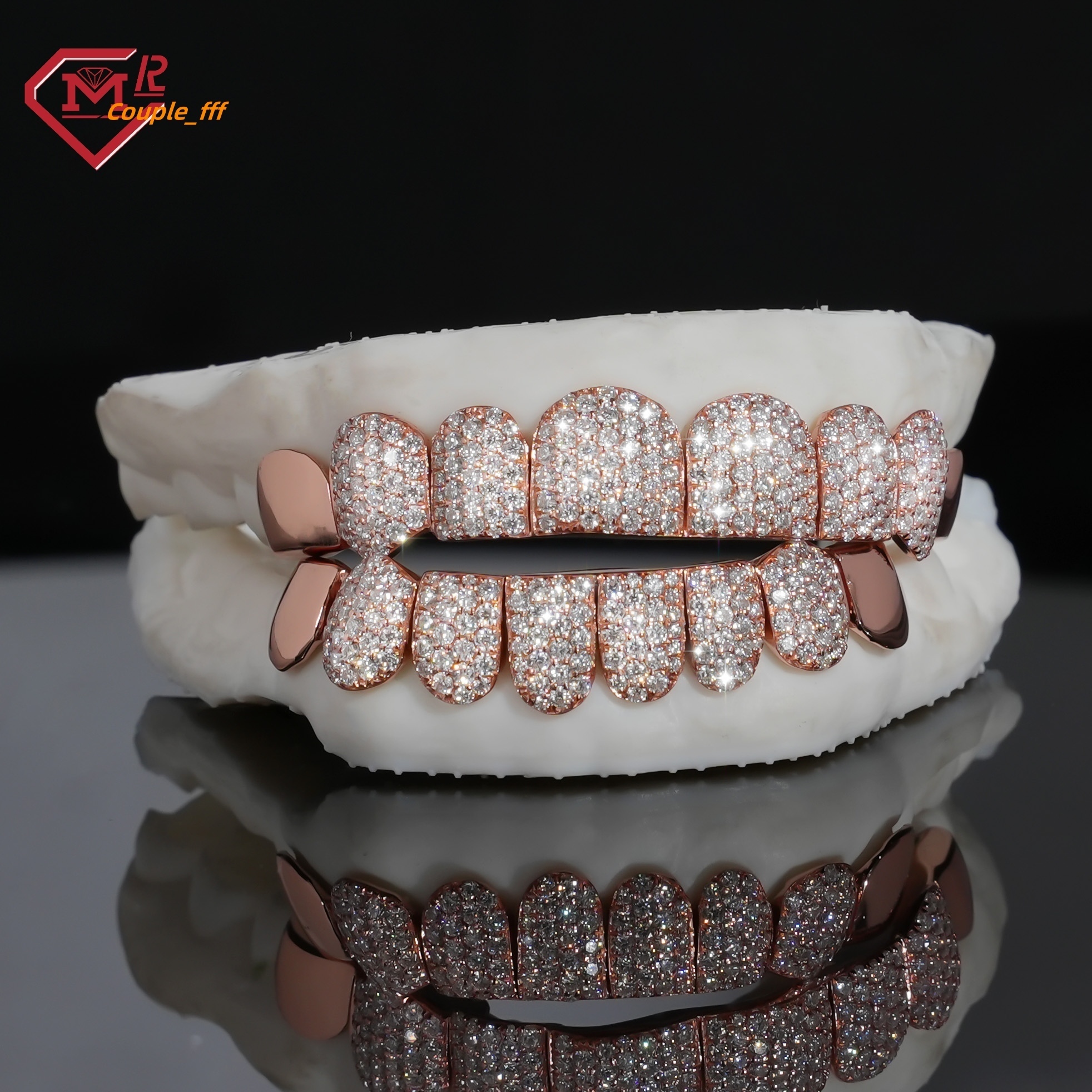 Hip Hop Grillz for Teeth Vvs Iced Out Moissanite 100% Hand Setting 925 Sliver Moissanite Grillz