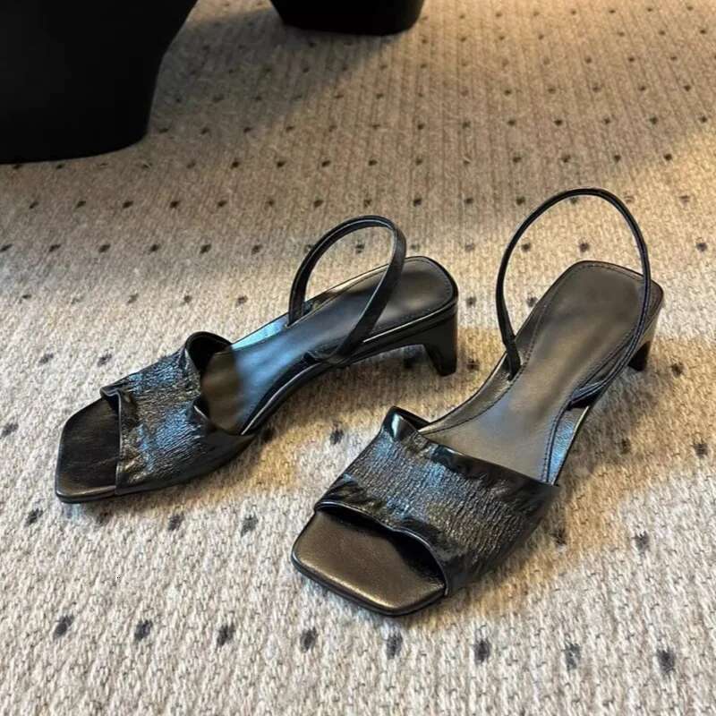 One Strap Wrinkle Design Women Open Genuine Low Sandals Fashion Party Dress Square Heel Pumps Office Shoes