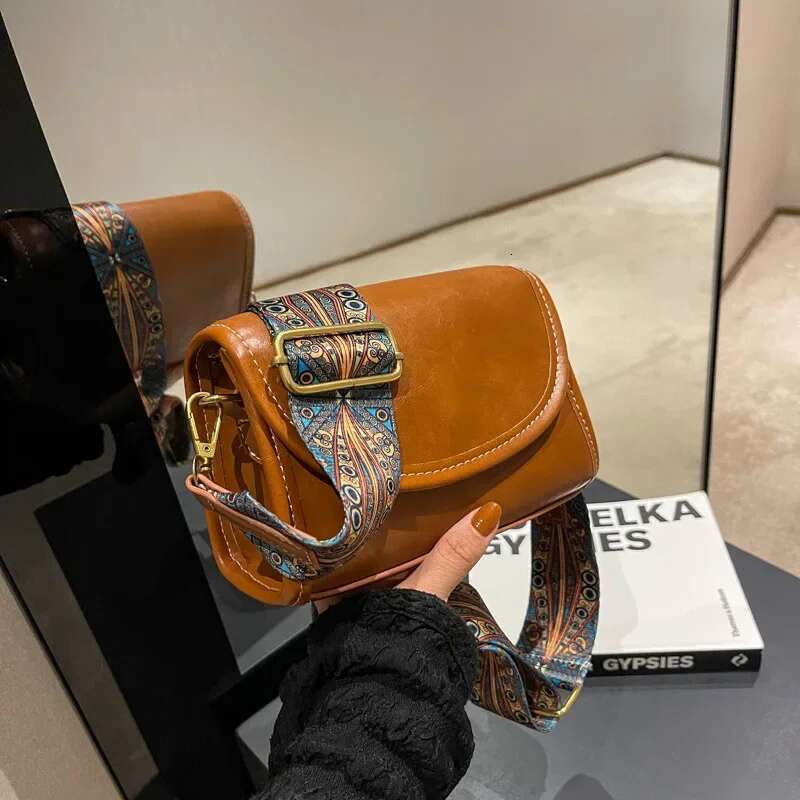Vintage Flap Shoulder Bags for Women Style Crossbody Designer Messenger Bag Purse Female Rero Ladies Handbag Clutch