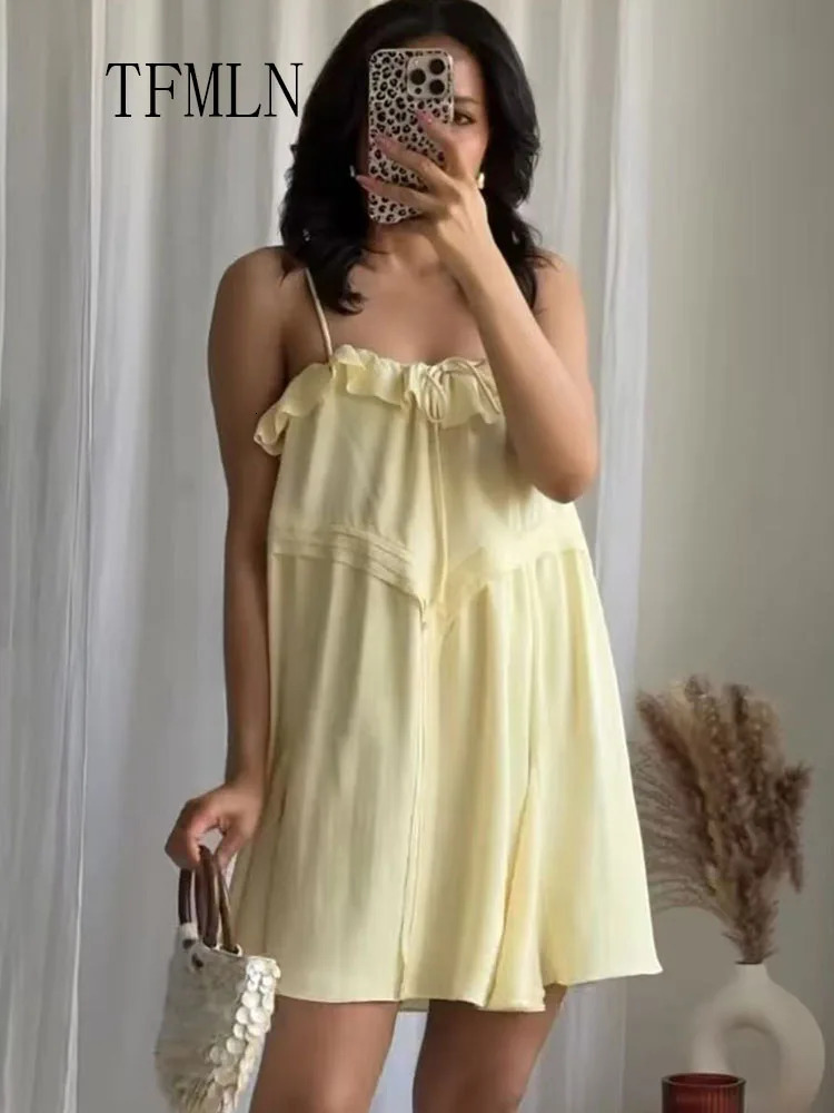 TFMLN 2025 Summer Women Tierred Mini Strap Dress Sweet Sleeveless Bow Causal Loose Dress Fashion Yellow Beach Style Dress 250428