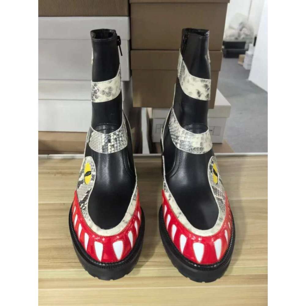 New brand Single Platform Thick Heel Shoes Teeth Print Ankle Men Street Round Casual Shoe Runway Catwalk Boots
