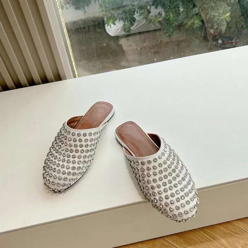High Quality Women Fashionable Rhinestone Slippers Comfortable Closed Casual Outdoor Punk Flat Shoes Mules