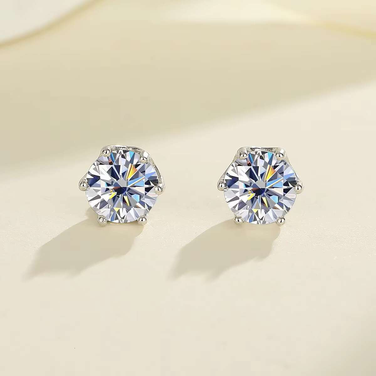 Punk Style Hypoallergenic Ear Needle Unisex Rock Hip Hop Jewelry 925 Sterling Silvery Moissanite Stud Earrings with Gift