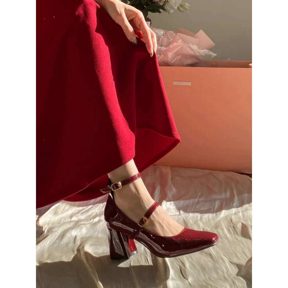 Fashion Classic Square Toe Pumps Buckle Strap Ladies Retro Casual Shoes Comfortable Versatile Women Shoe