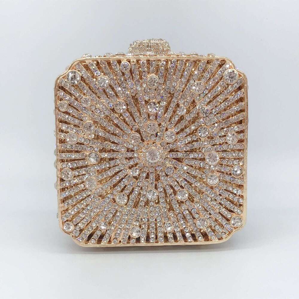 Dinner Bag Diamond Studded Hollow Metal Hard Banquet Dress Hand Held Women S Bag Small Square Box Bag KQ