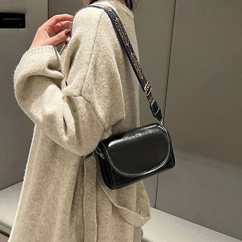 Vintage Flap Shoulder Bags for Women Style Crossbody Designer Messenger Bag Purse Female Rero Ladies Handbag Clutch
