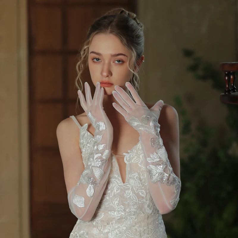 WG152 high-end lace flower wedding gloves European white chiffon long wedding accessory 250430