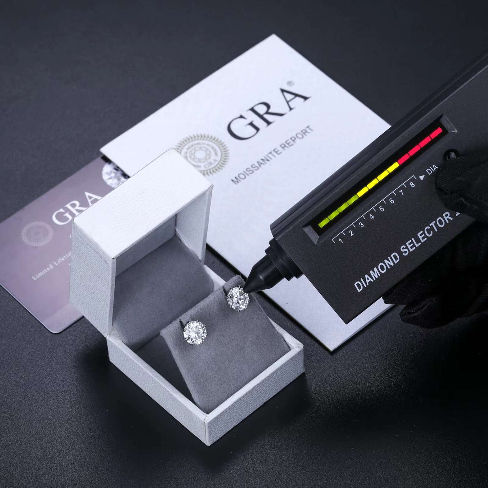Dropshipping 1ct-24ct 8 Prong Moissanite Stud Earrings 925 Sterling Silver VVS Diamond Ear Stud 2023 Fashion Men Women Luxury