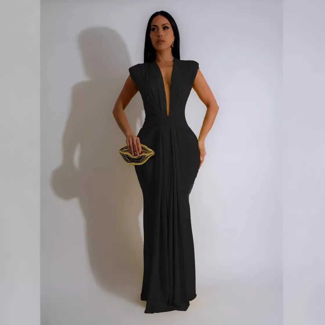 Womens long dress deep V-neck sleeveless pure thin fit tight waist sexy and elegant stitching wrapped around hips temperature Vestdos W250430