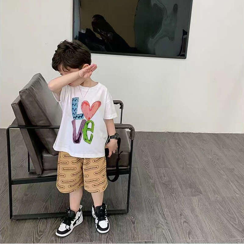 Explosive Street Parent-Child Dress Summer New Three Graffiti Print LOVE Love Foreign Style Short Sleeve T-Shirt Family Wear