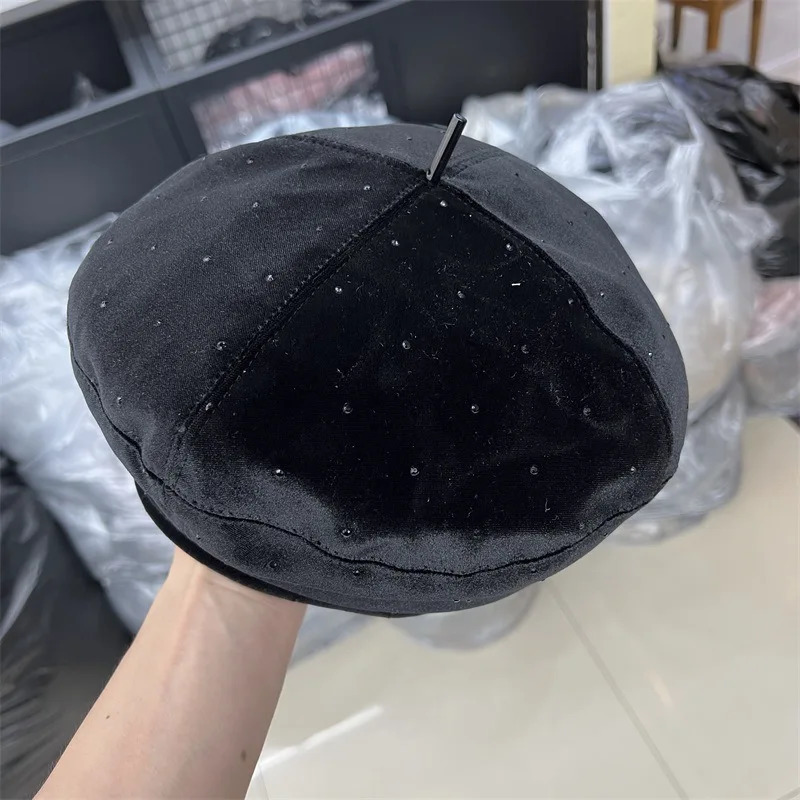 Velvet full diamond beret ladies autumn and winter retro literature ladies warm painter hat 250430