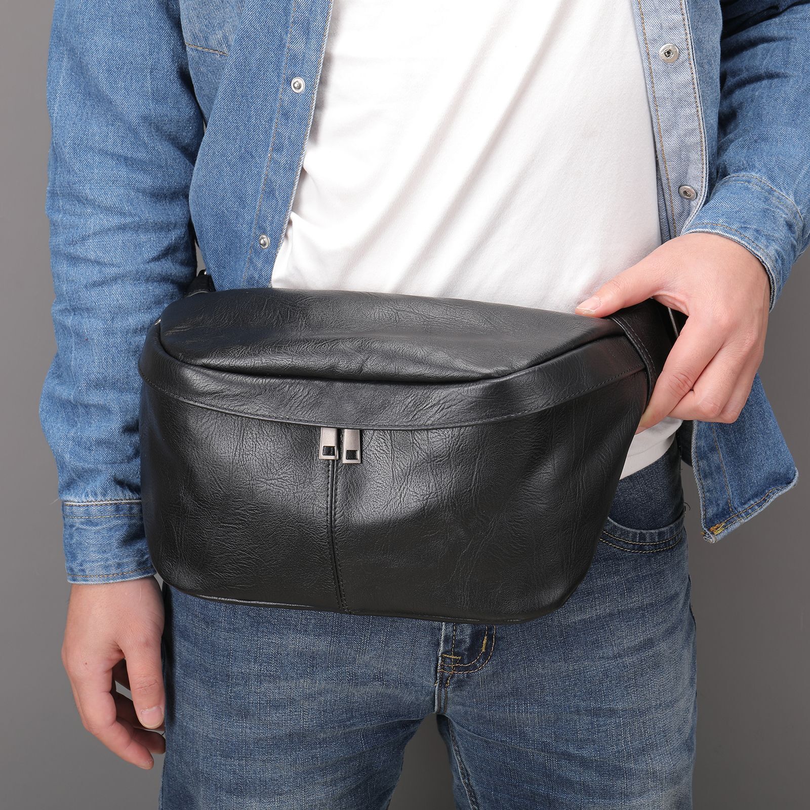 Maronite Trendy Fashion Top layer Cowhide Men's Chest Wear resistant Large Capacity Outdoor Genuine Leather Waist Bag for Men