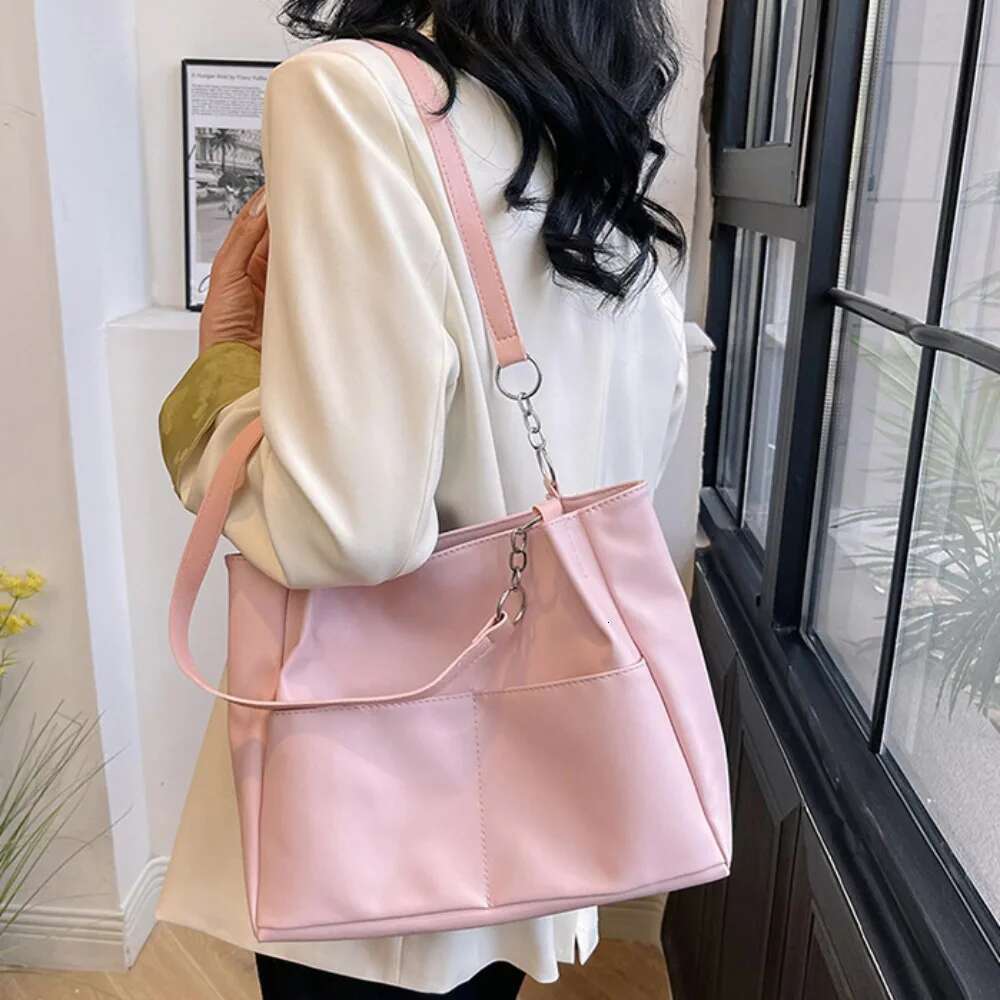 Large Capacity PU Handbag Shoulder Daily Commuting Travel Beach Shipping Totes Retro Underarm Bucket Bag Bag