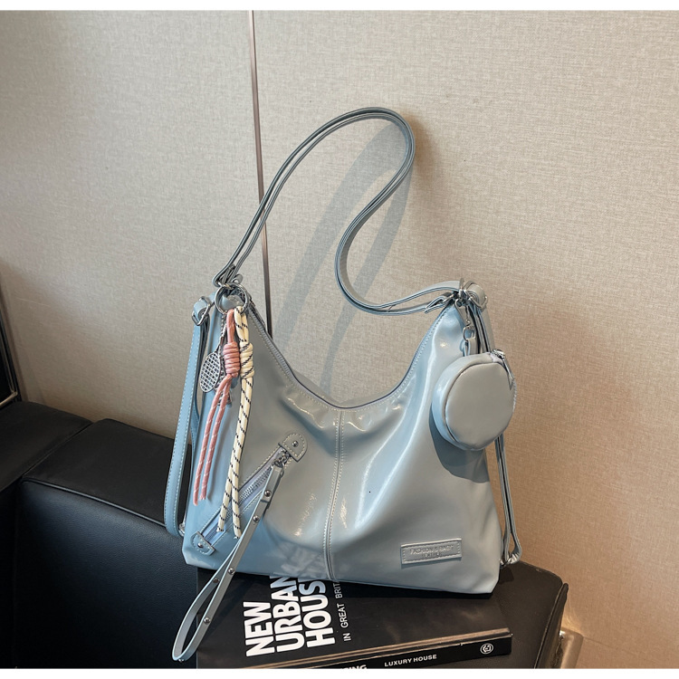 designer bag handbag women's 2025 new spring/summer fashion tote versatile commuting crossbody large capacity single bag