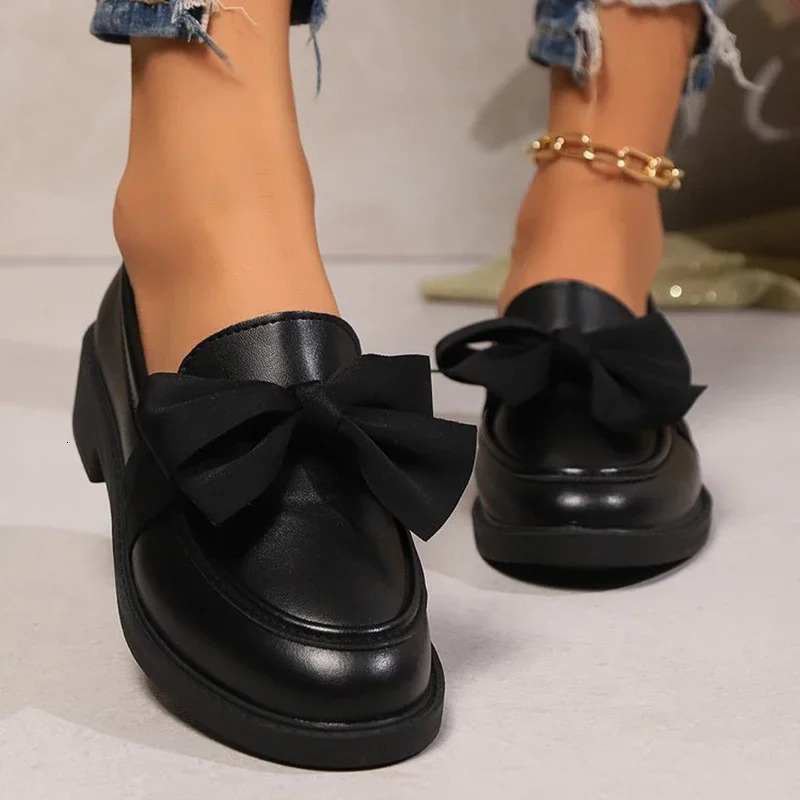 Fashion Bowknot Slip On Loafers for Women 2025 Summer Solid Color Patent Leather Shoes Woman Comfort Soft Sole Platform Loafers 250421
