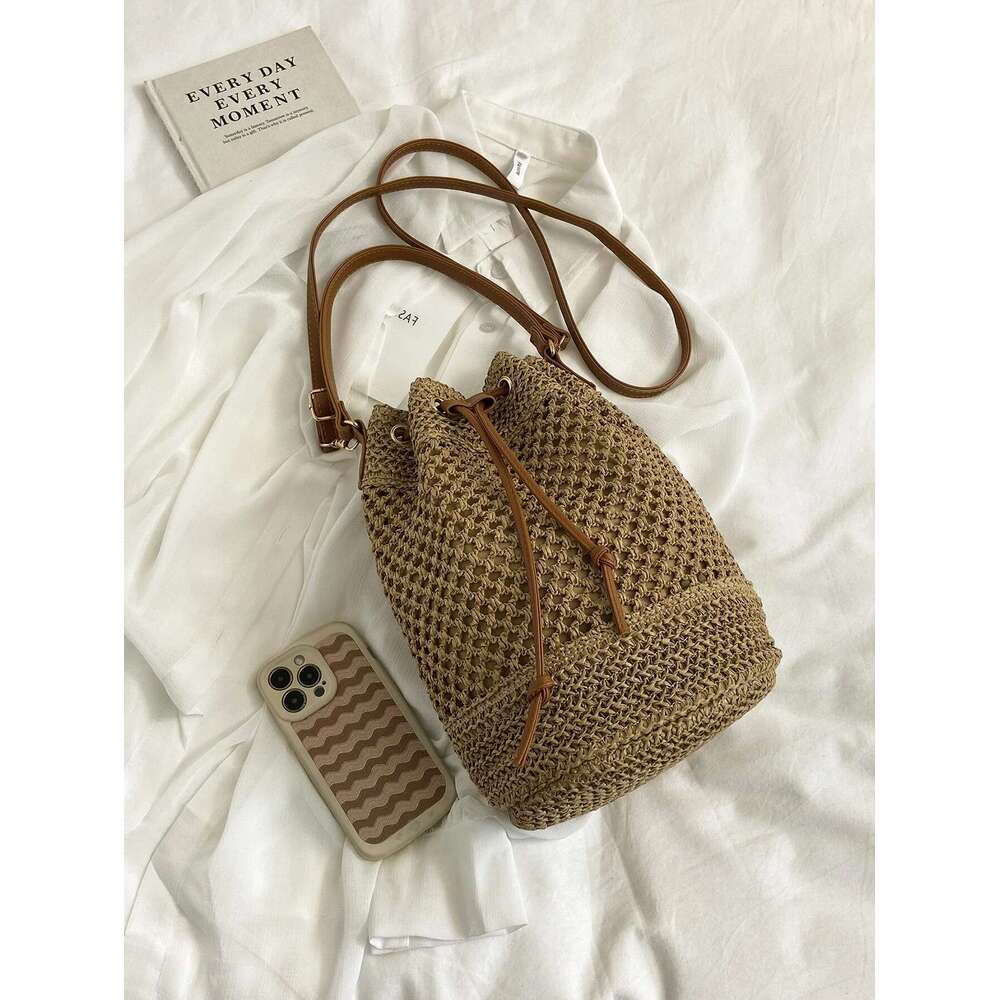 New Fashion Handbag For Women; Temperament Trend Hand-Held Single Shoulder Sling Bag; Versatile Women's Straw Bag